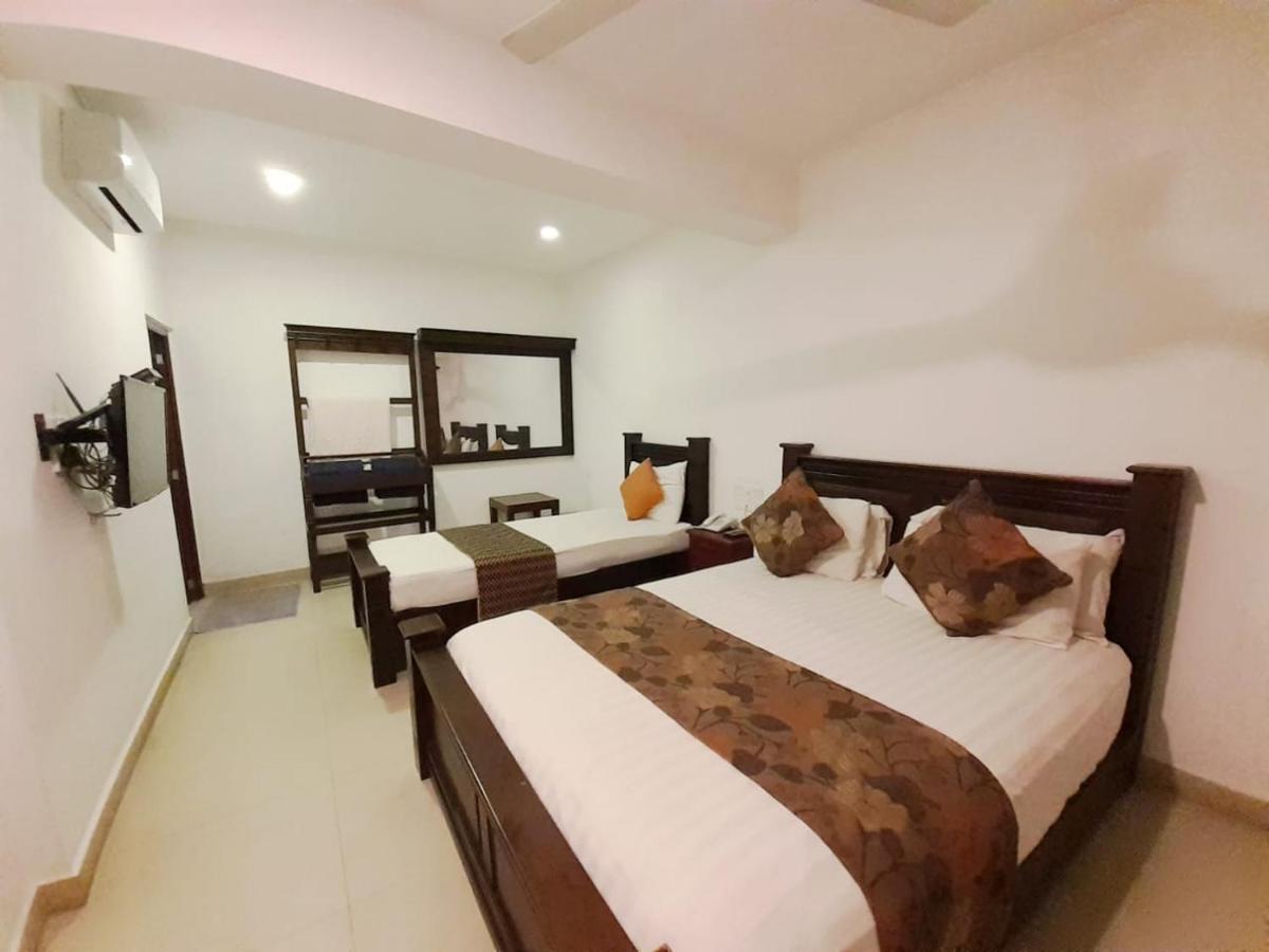 Hotel Bamiyan 康提 外观 照片
