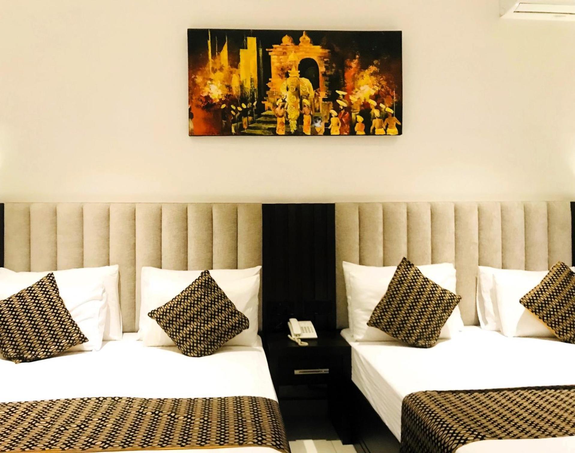 Hotel Bamiyan 康提 外观 照片