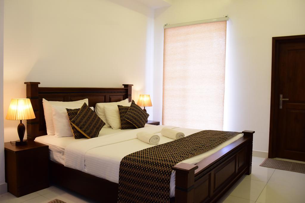 Hotel Bamiyan 康提 外观 照片