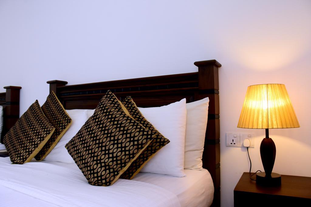 Hotel Bamiyan 康提 外观 照片