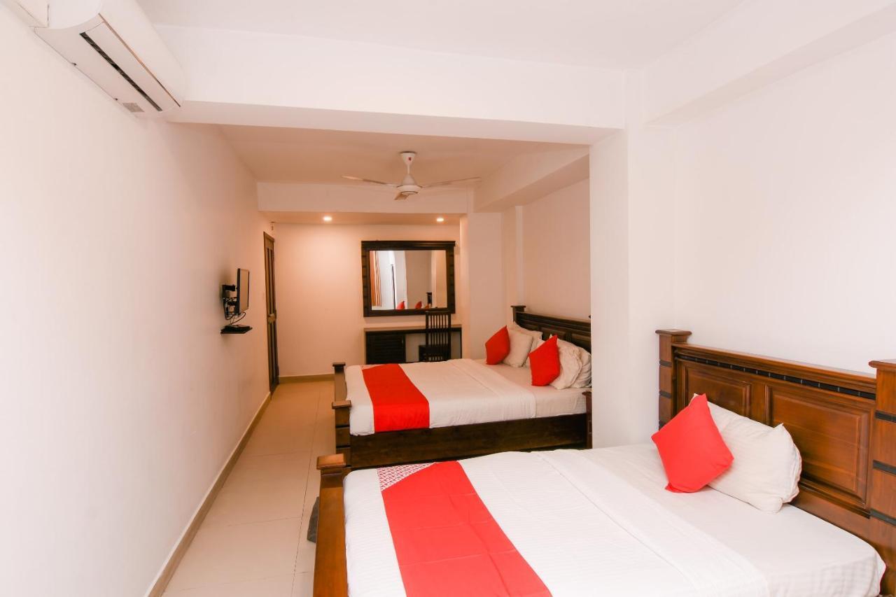 Hotel Bamiyan 康提 外观 照片